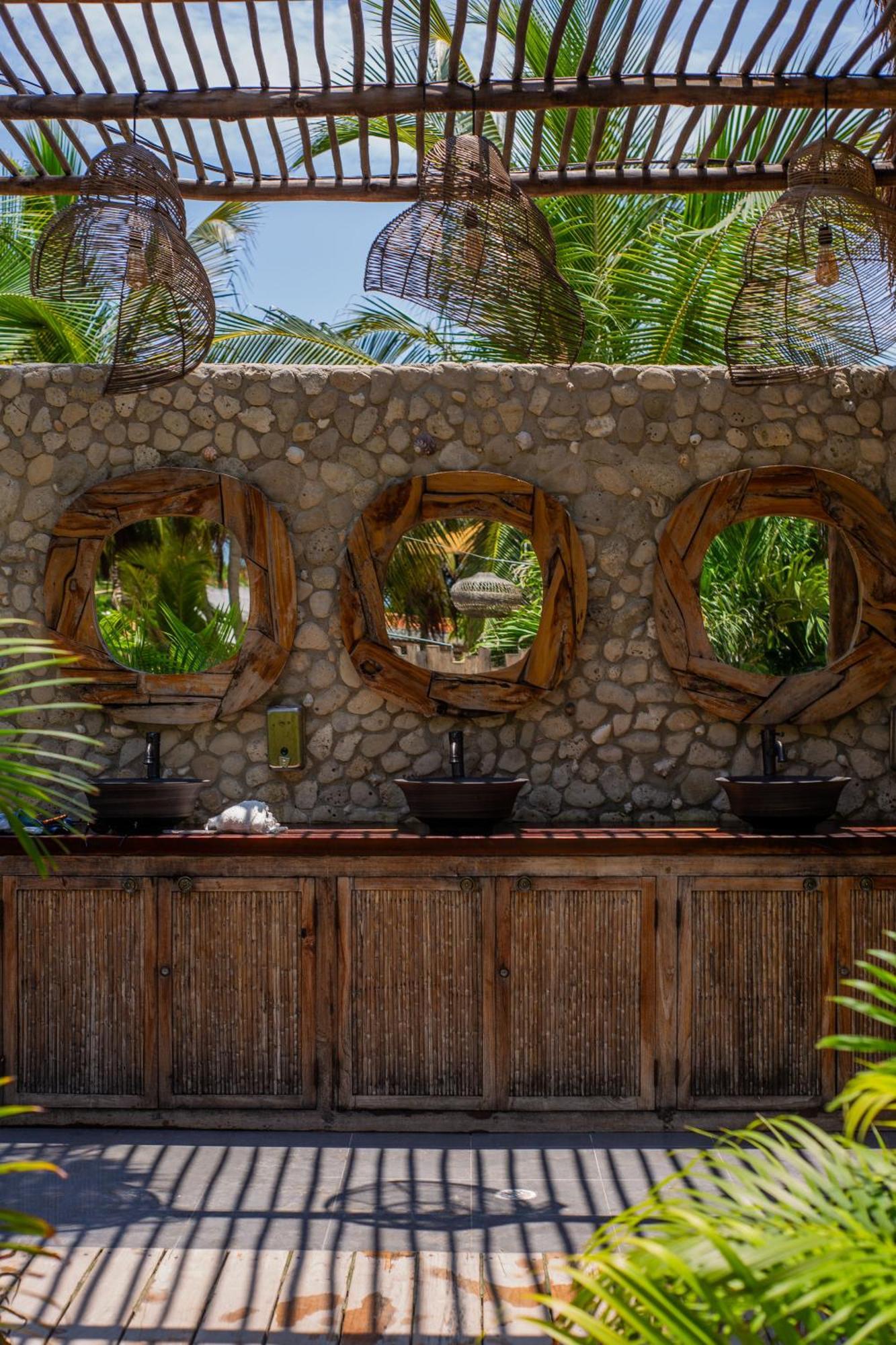 Palmarito Beach Hotel Tierra Bomba Luaran gambar