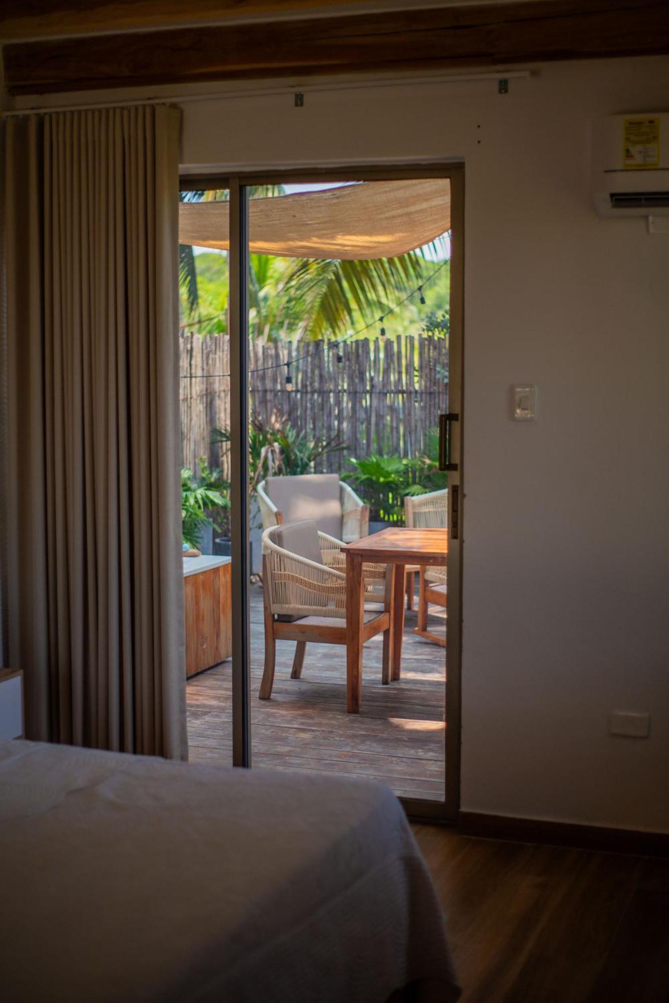 Palmarito Beach Hotel Tierra Bomba Luaran gambar